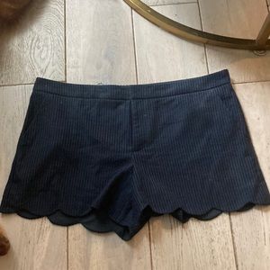 Navy scallop hem club Monaco shorts